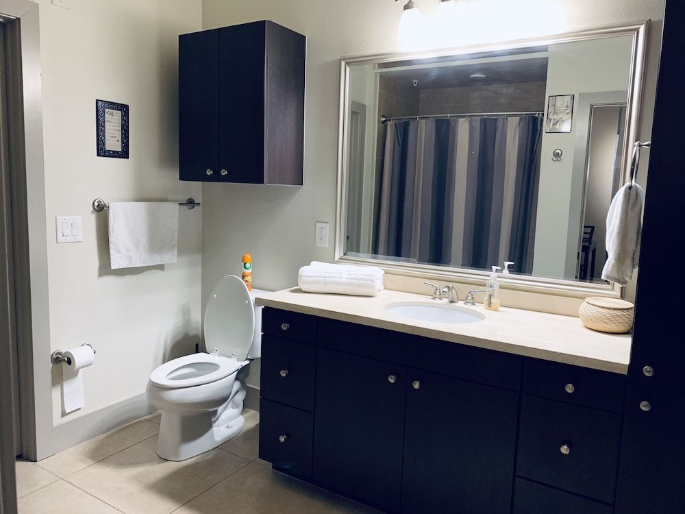 Elite Studio, Kitchen