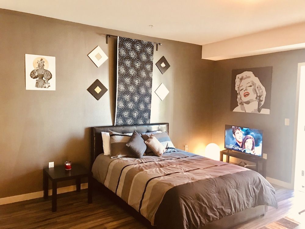 Exclusive Studio Suite