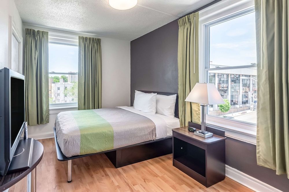 Standard Room, 2 Queen Beds, Non Smoking