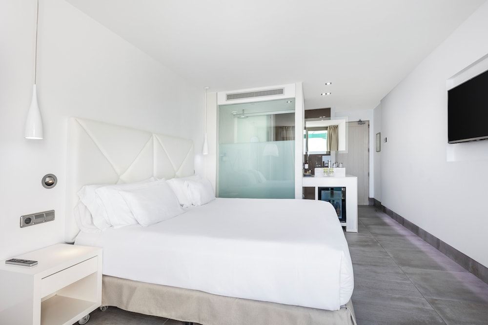 Deluxe Room, Hot Tub, Sea View