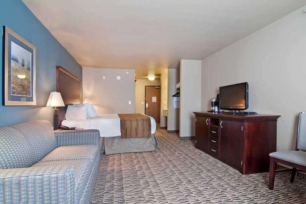 The Watford Executive Suite, 1 King Bed (1 King Bed Executive Non Smoking) 2