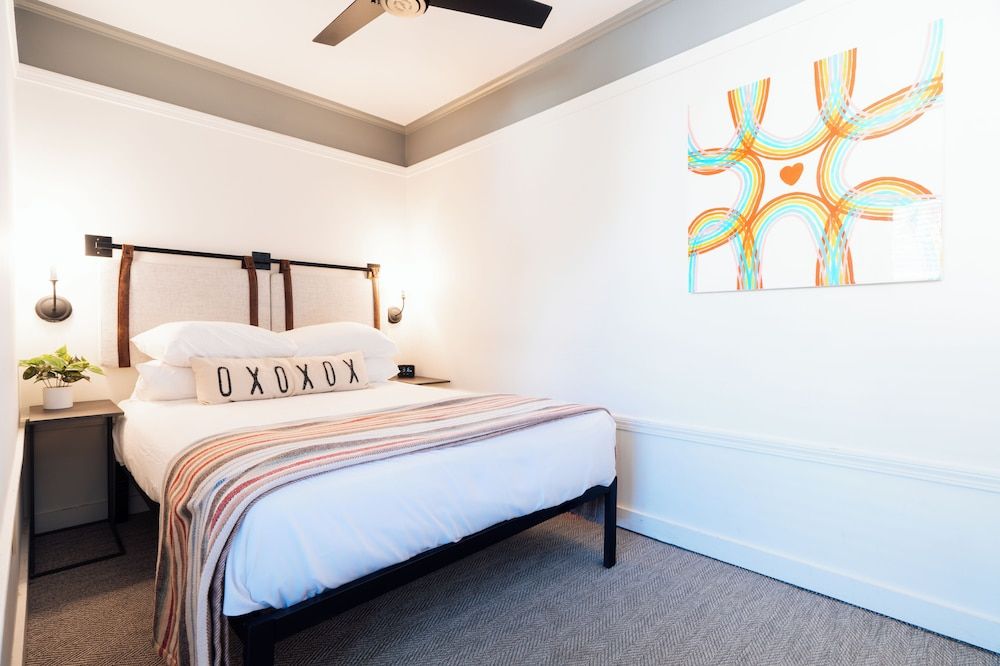 Mercury Hotel Provincetown Standard Room 2