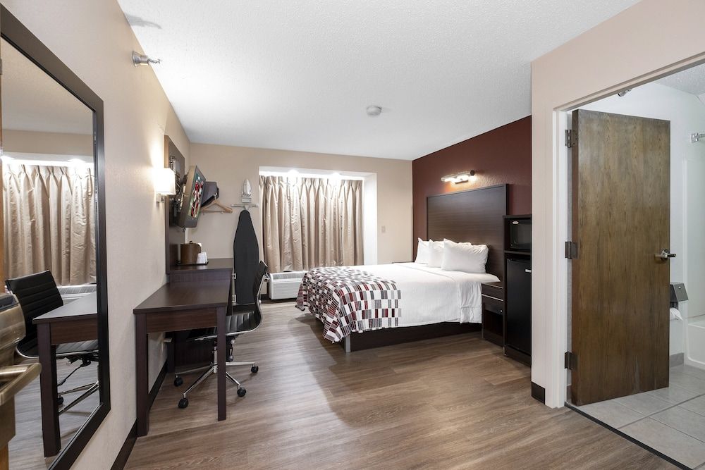 Superior Room, 1 King Bed, Accessible, Non Smoking