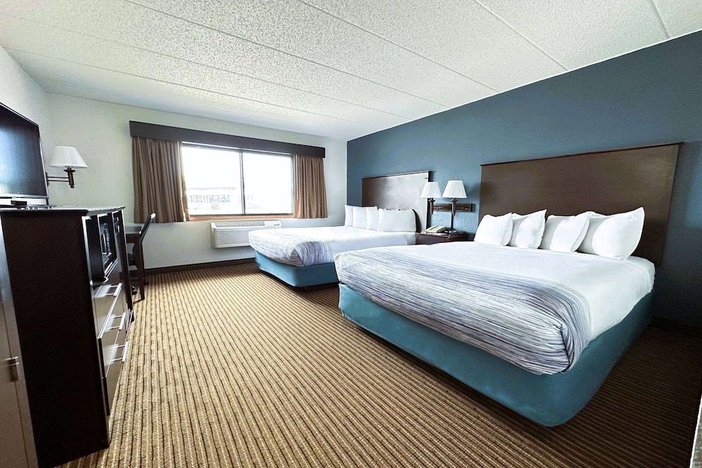 Superior Room, 2 Queen Beds, Non Smoking (Upper Floor, Water View)