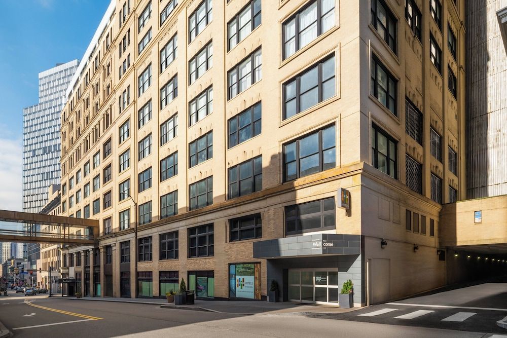 undefined EVEN Hotel Pittsburgh Downtown by IHG 3