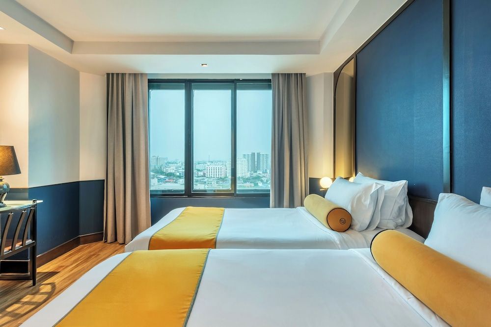 Graph Hotels Bangkok Superior Twin Room 3