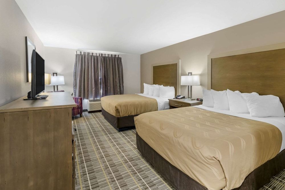 Suite, 2 Queen Beds, Accessible, Non Smoking
