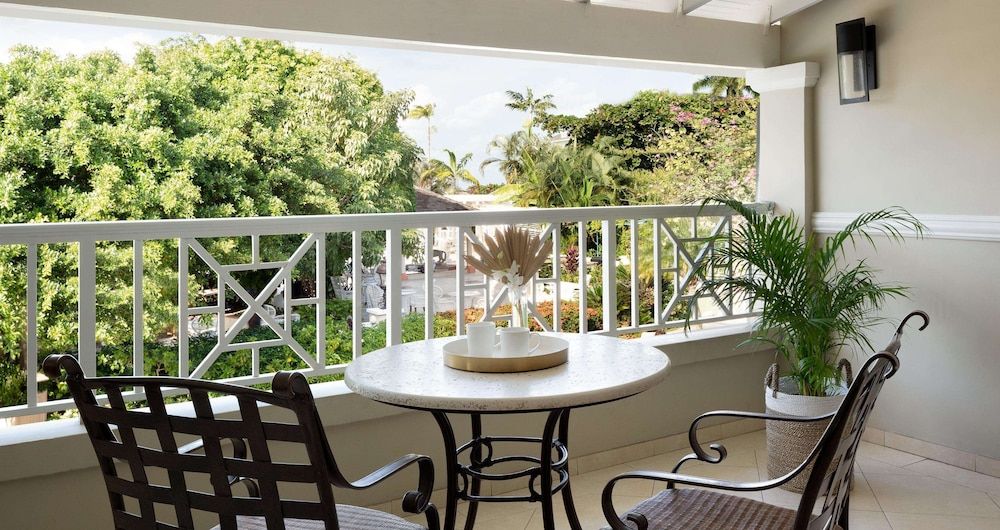 Royal Room, 1 Bedroom, Garden View (Crystal Lagoon Honeymoon Butler Suite)