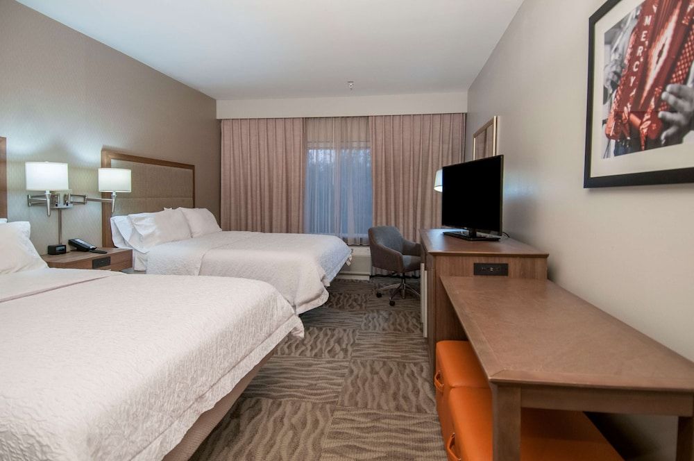 Room, 2 Queen Beds, Refrigerator & Microwave
