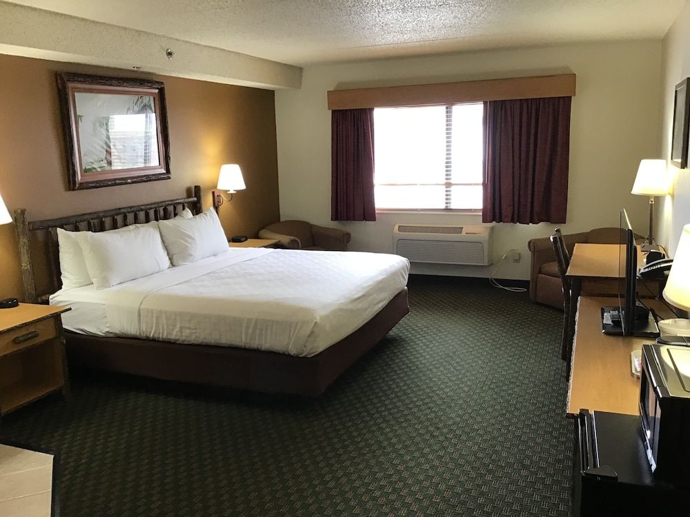 Superior Suite, 1 King Bed, Non Smoking
