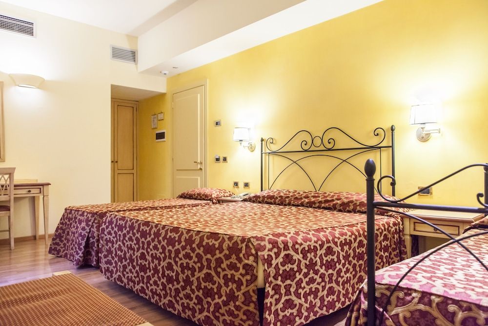 Benivieni Hotel Family Room