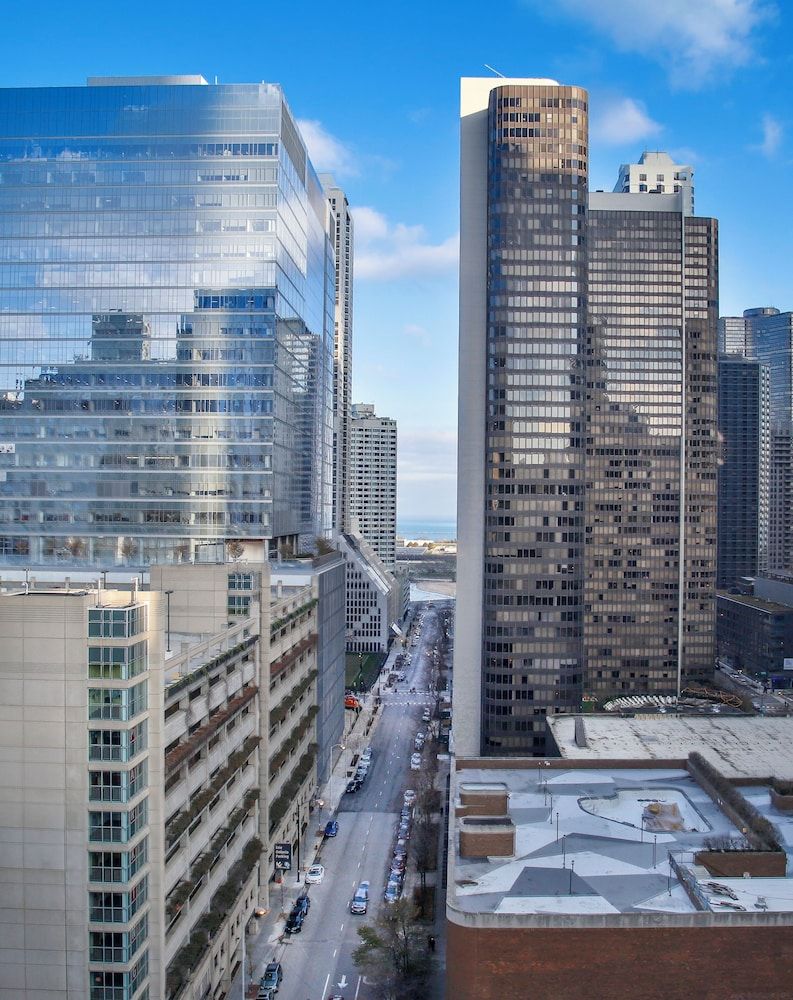 undefined Aloft Chicago Mag Mile 4