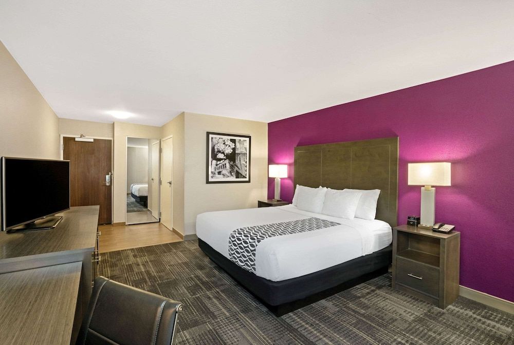 Room, 1 King Bed, Non Smoking