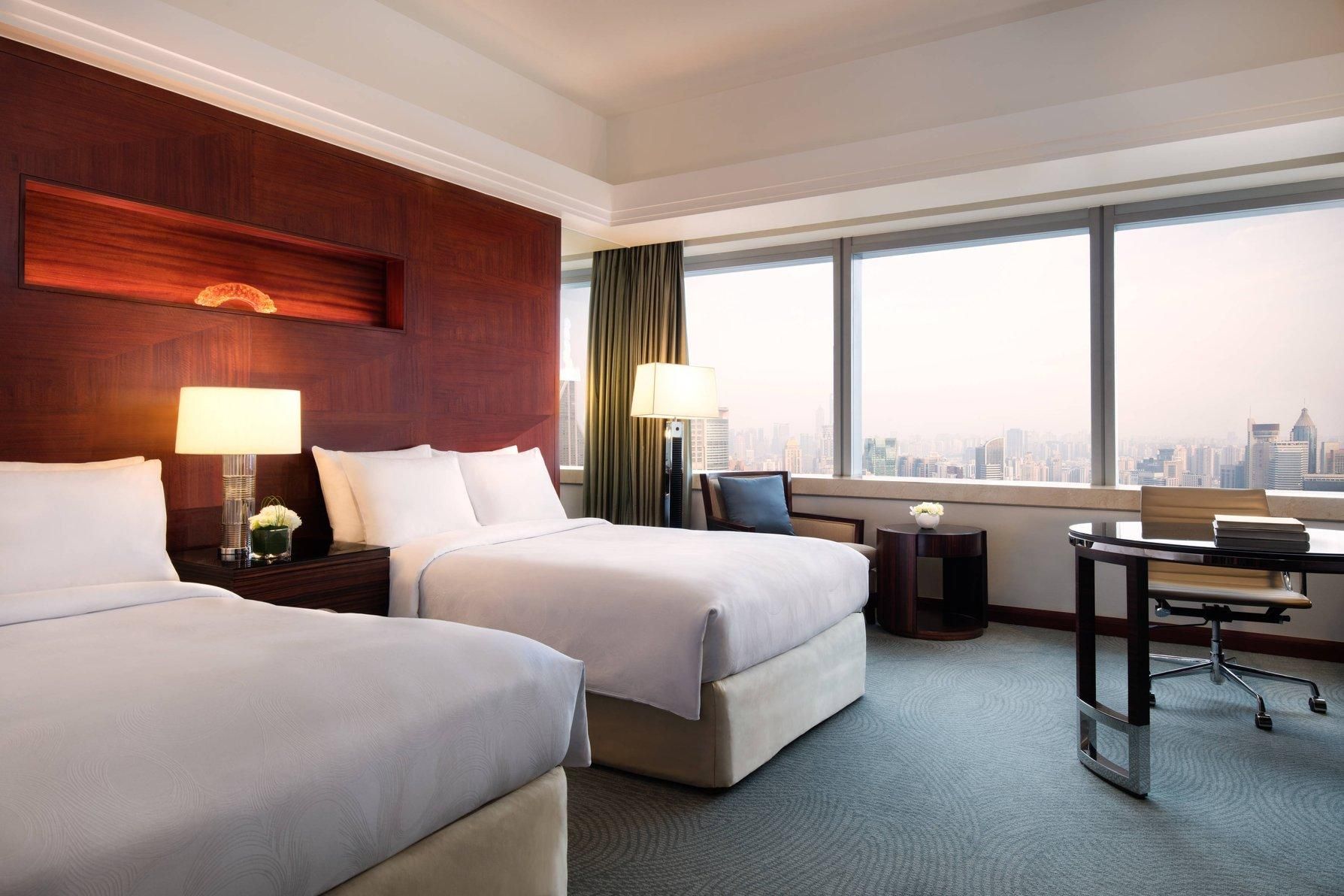 Guest room, 2 Twin, Skyline view