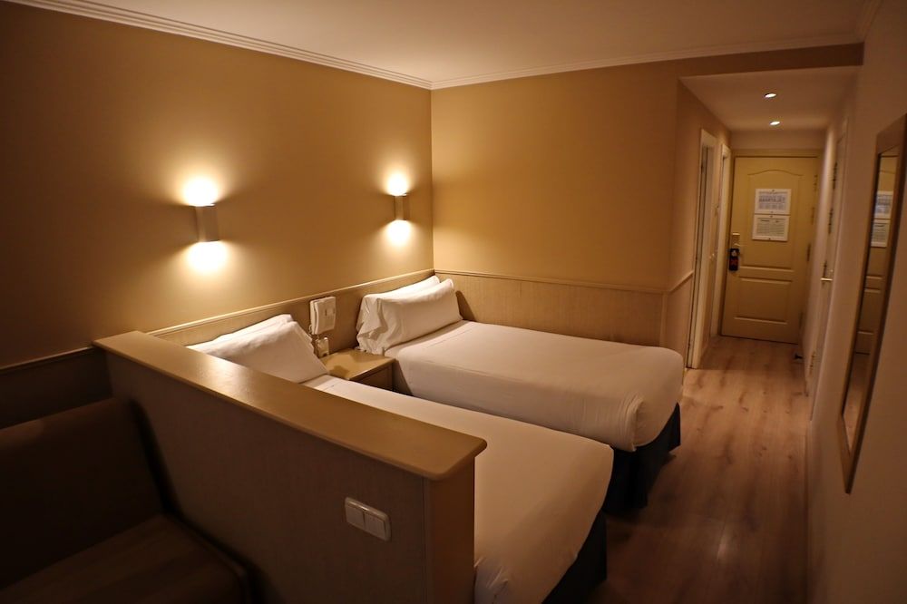 Yomo Patagonia Standard Twin Room