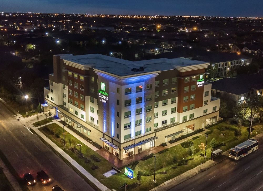 undefined Holiday Inn Express and Suites Houston Westchase - Westheimer by IHG 7