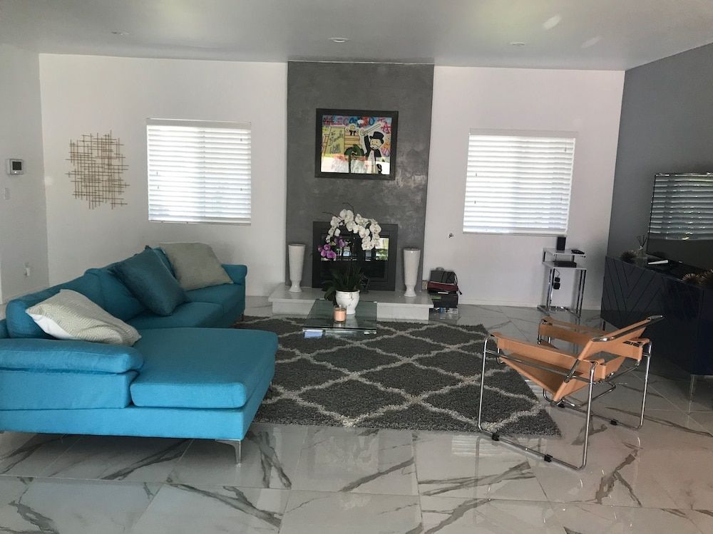 Luxury House, 4 Bedrooms, Non Smoking, Pool View