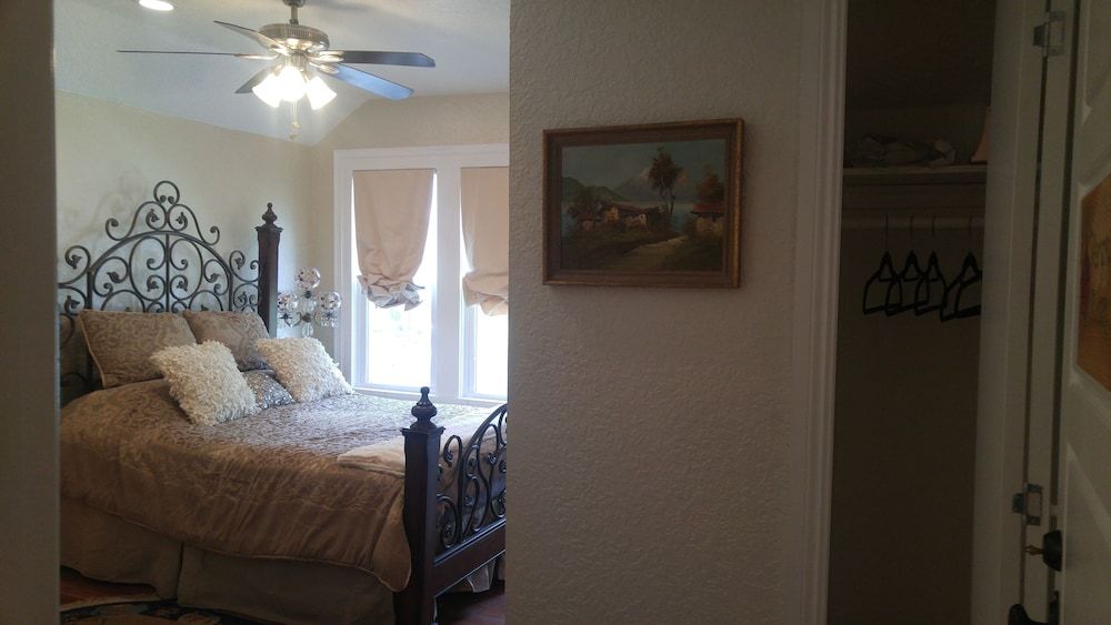 The Verona Room