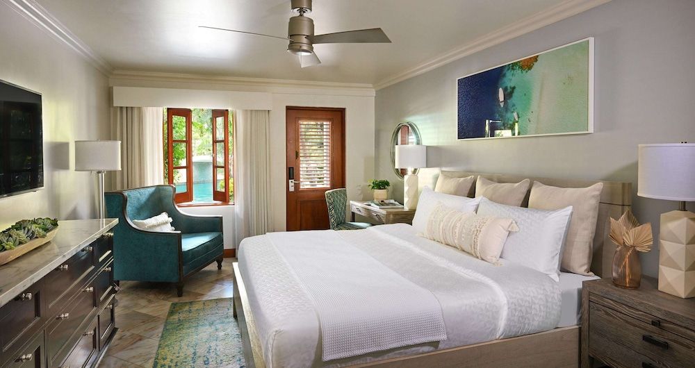 Club Room, 1 Bedroom, Garden View (Crystal Lagoon Walkout Swim-up)