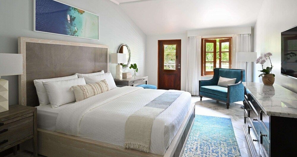 Luxury Room, 1 Bedroom, Garden View (Crystal Lagoon Poolside Luxury)