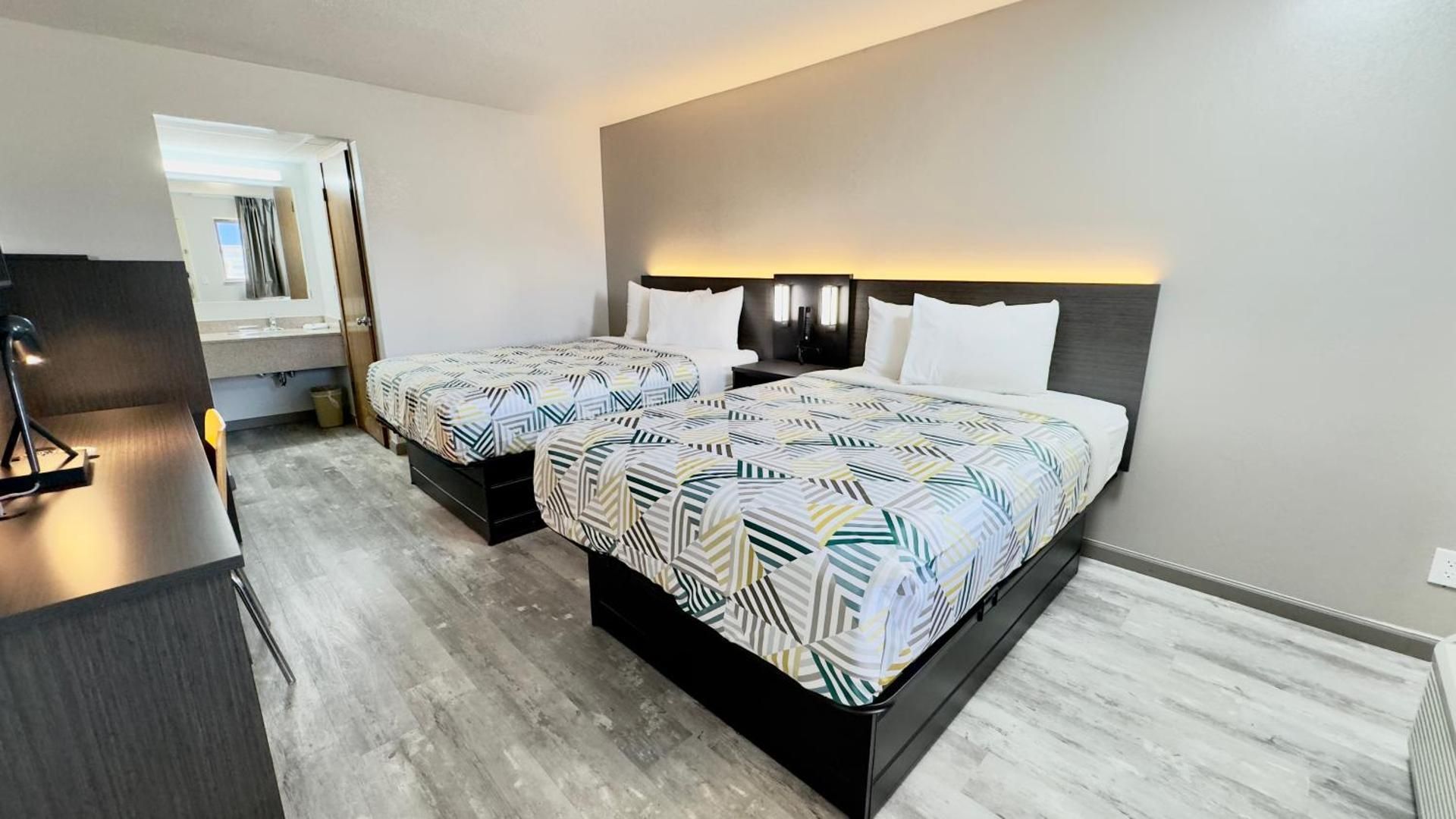Quadruple Room - Non-Smoking