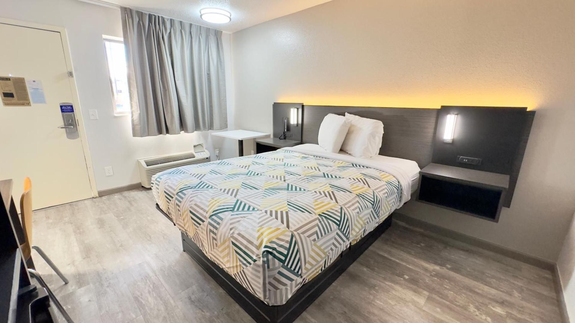 Double Room - Non-Smoking