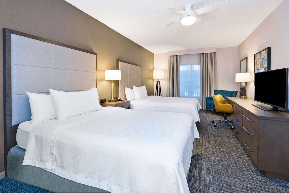 Suite, 2 Queen Beds, Accessible (Hearing)
