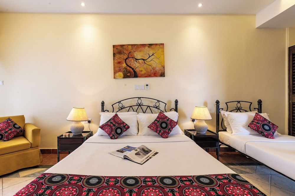 Sentrim Castle Royal Hotel Standard Twin Room 2