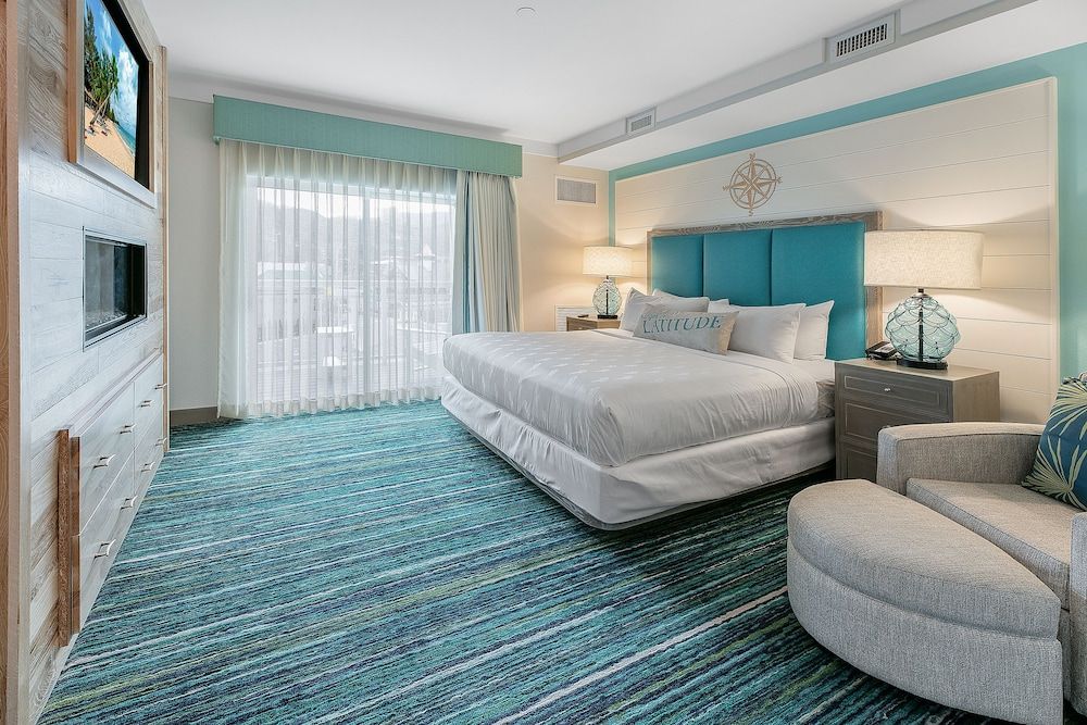 Premium Suite, 1 King Bed with Sofa bed (King One Bedroom Suite)