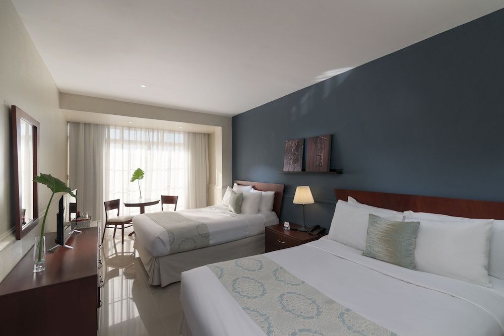 Royal Room