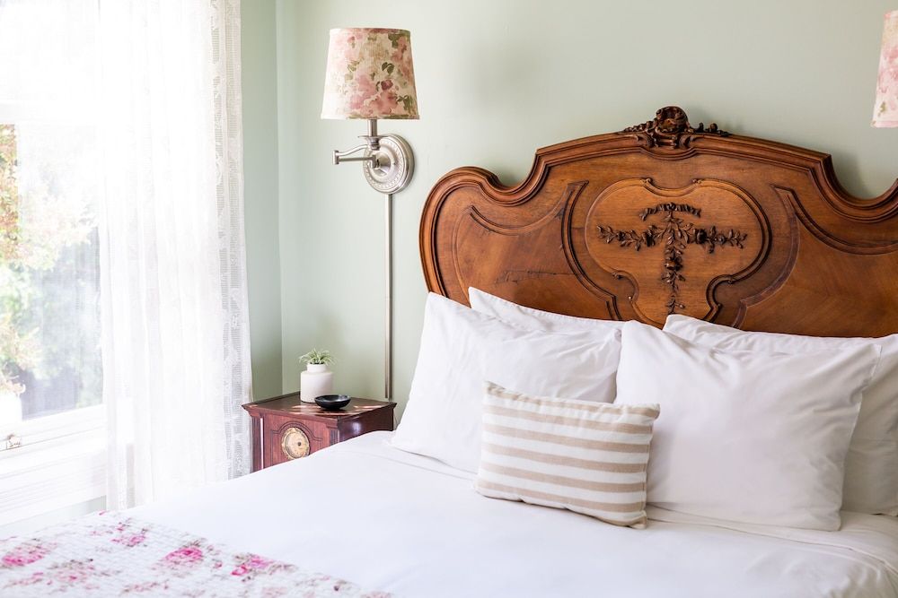 Garden Street Inn, A Kirkwood Collection Hotel Superior Room, 1 Queen Bed 2