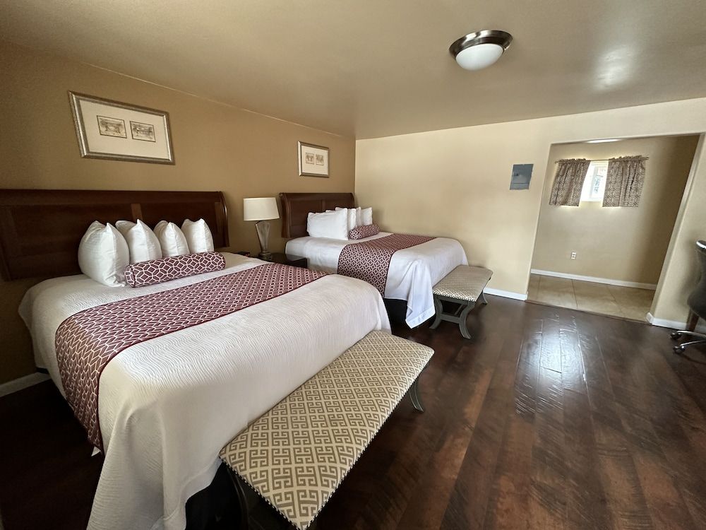 Abram Inn & Suites Room, 2 Queen Beds 2