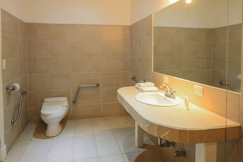 Hotel Luisiana Standard Room 6