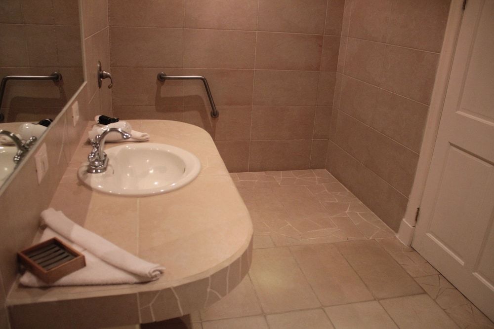 Hotel Luisiana Standard Room 9