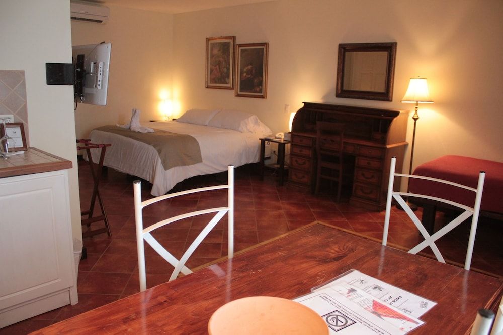 Hotel Luisiana Suite, Kitchen 11