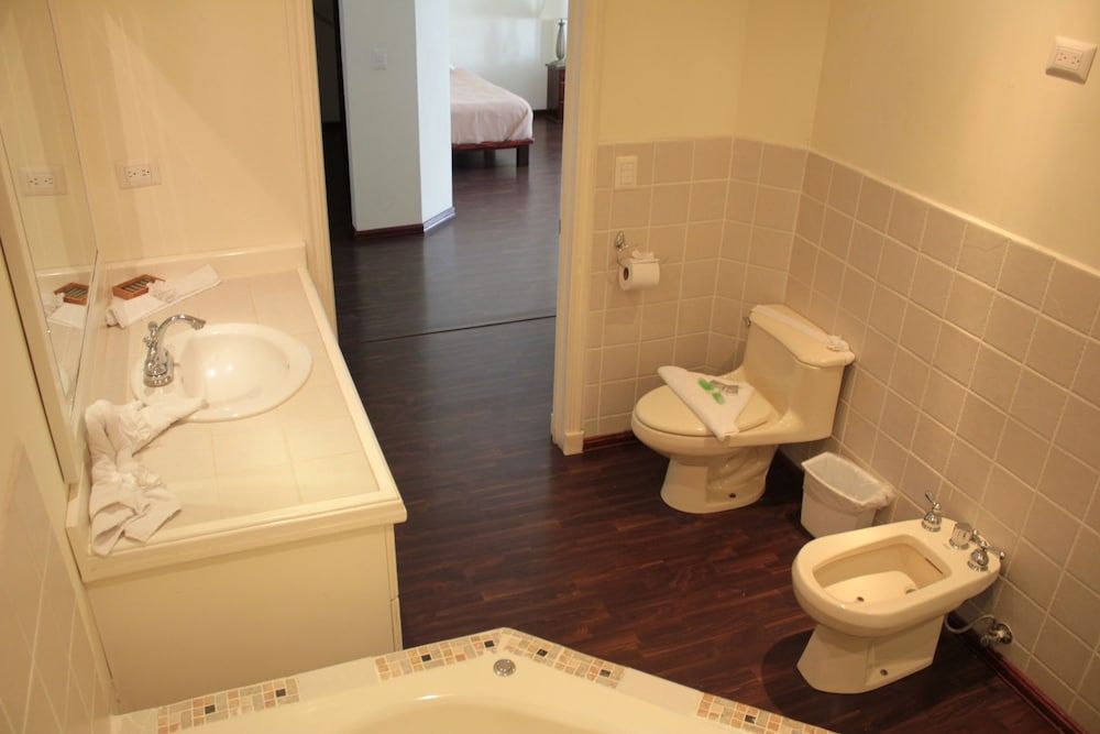 Hotel Luisiana Suite 7