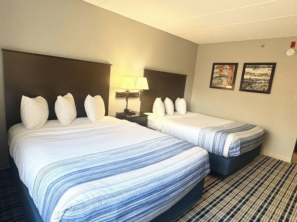 Room, 2 Queen Beds, Accessible, Non Smoking
