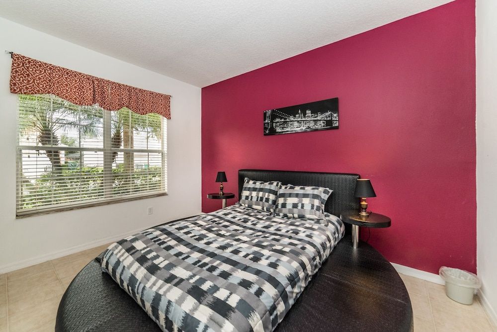 Family Villa, Multiple Bedrooms, Garden Area