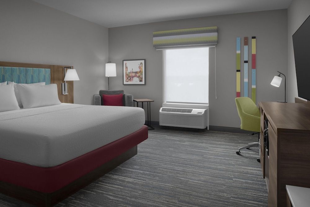 One King Bed, Non-Smoking, Accessible