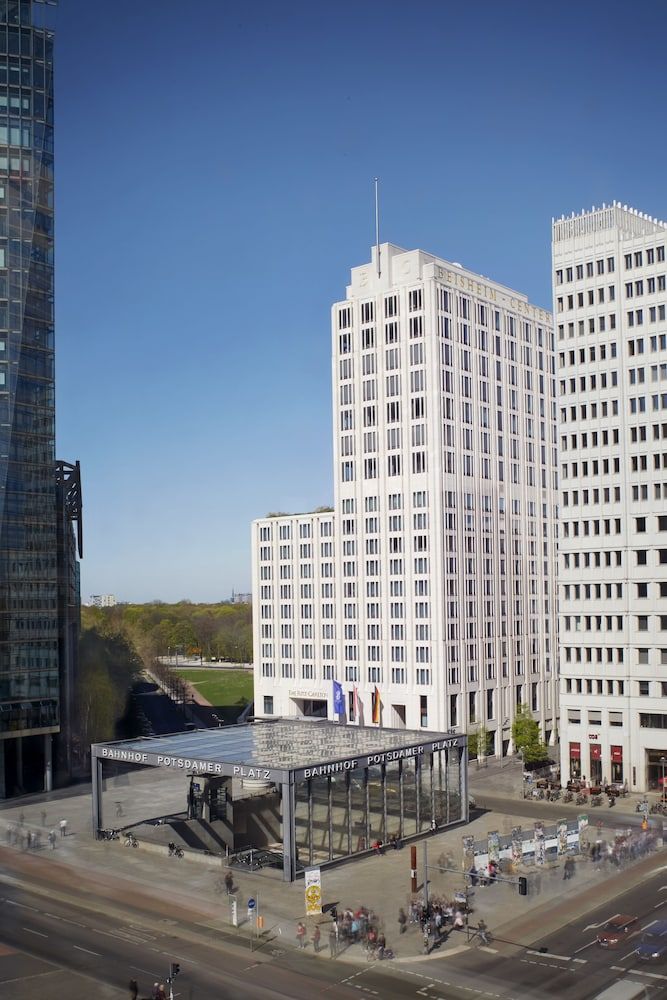 undefined The Ritz-Carlton, Berlin 5