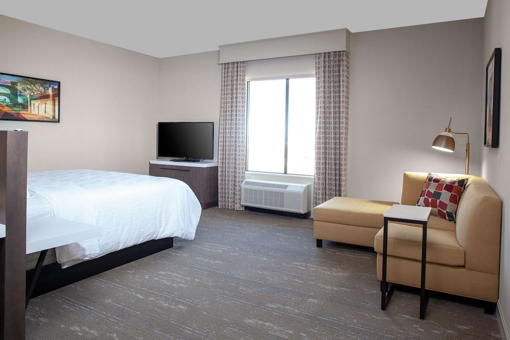 Premium Room, 1 King Bed
