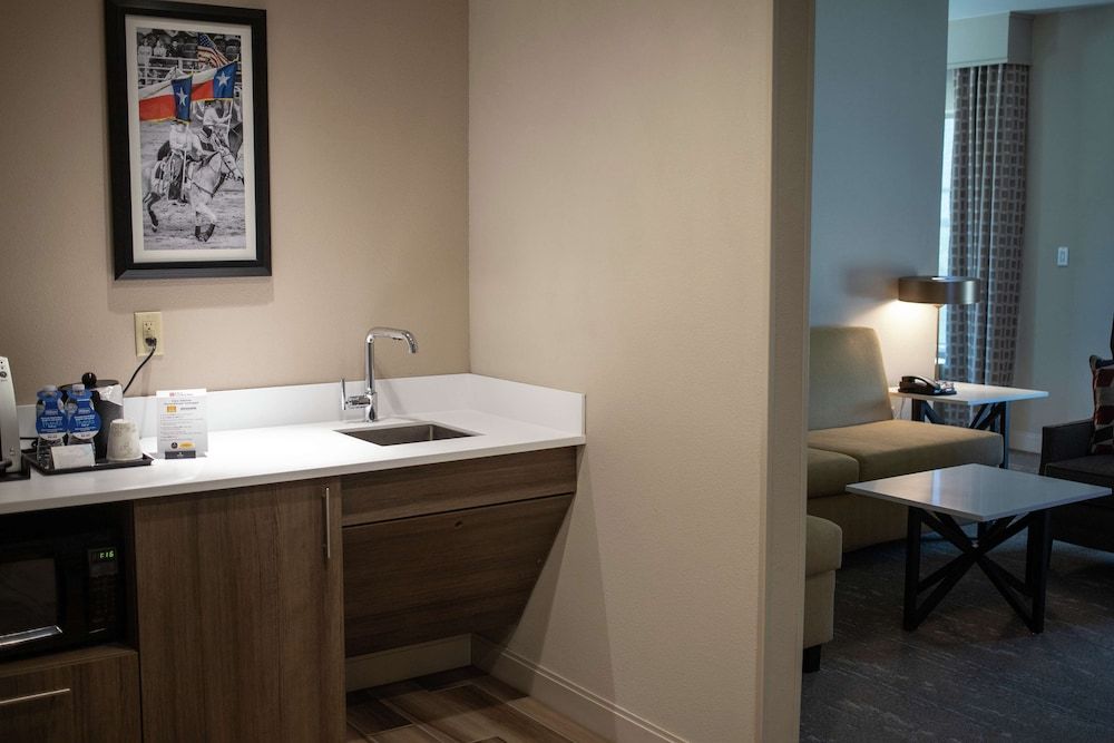 Junior Suite, 1 King Bed, Accessible (Roll-In Shower)