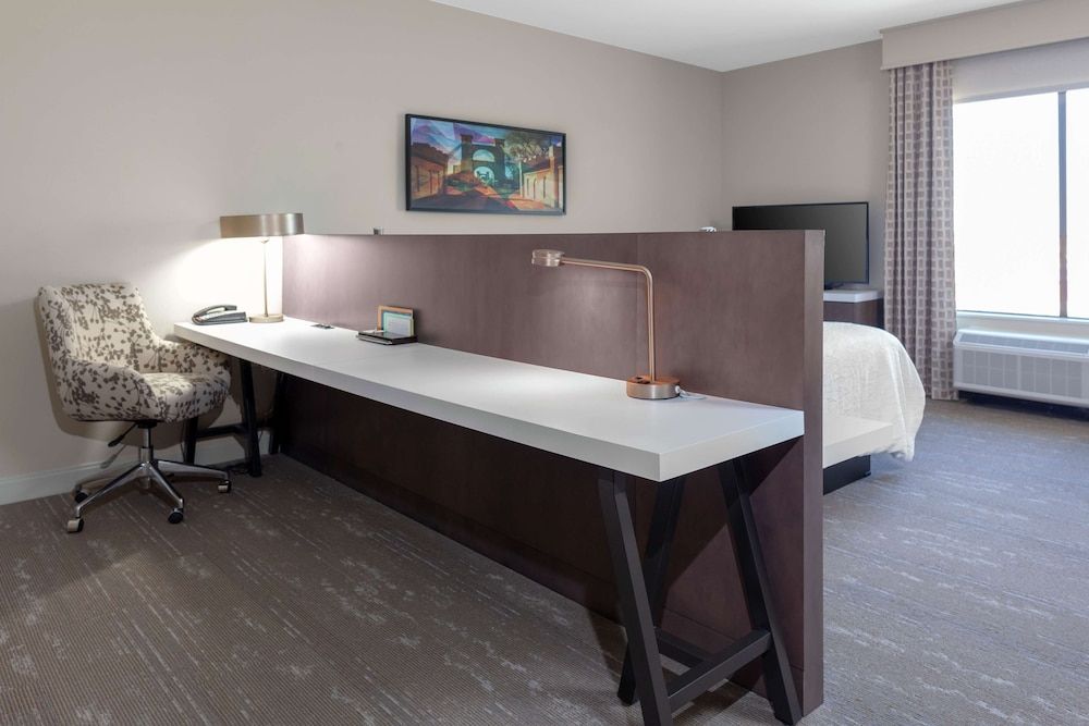 Premium Room, 1 King Bed