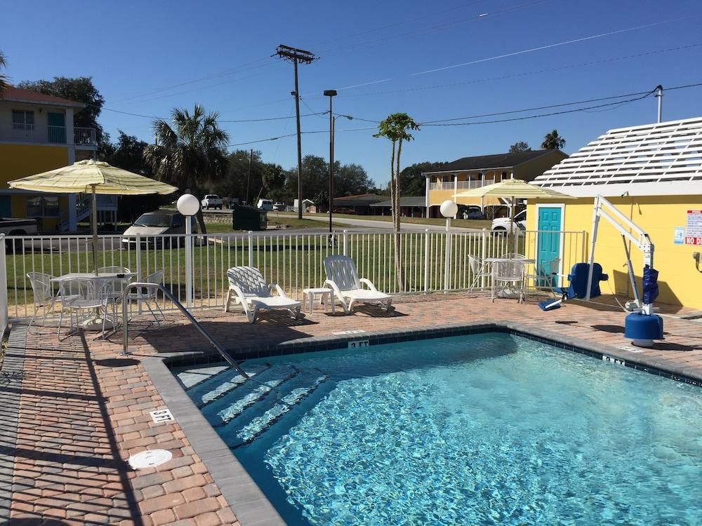 5990da8f79a14ae0b42a9734578d7023