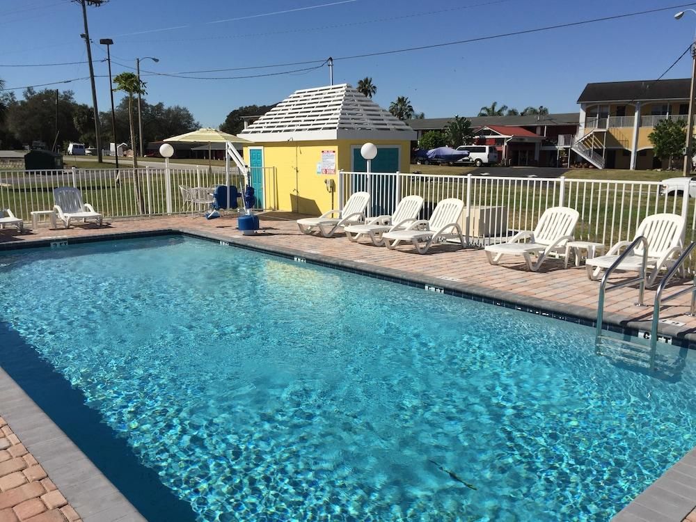 9d9bd6beecb27c37a93b552400616097