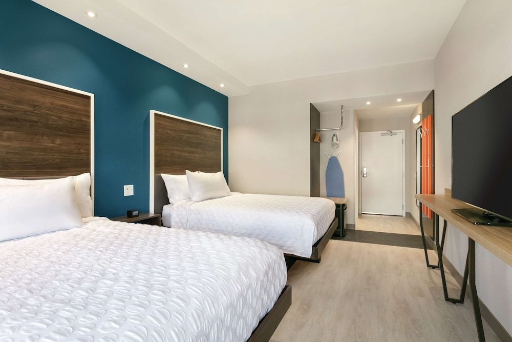 Room, 2 Queen Beds