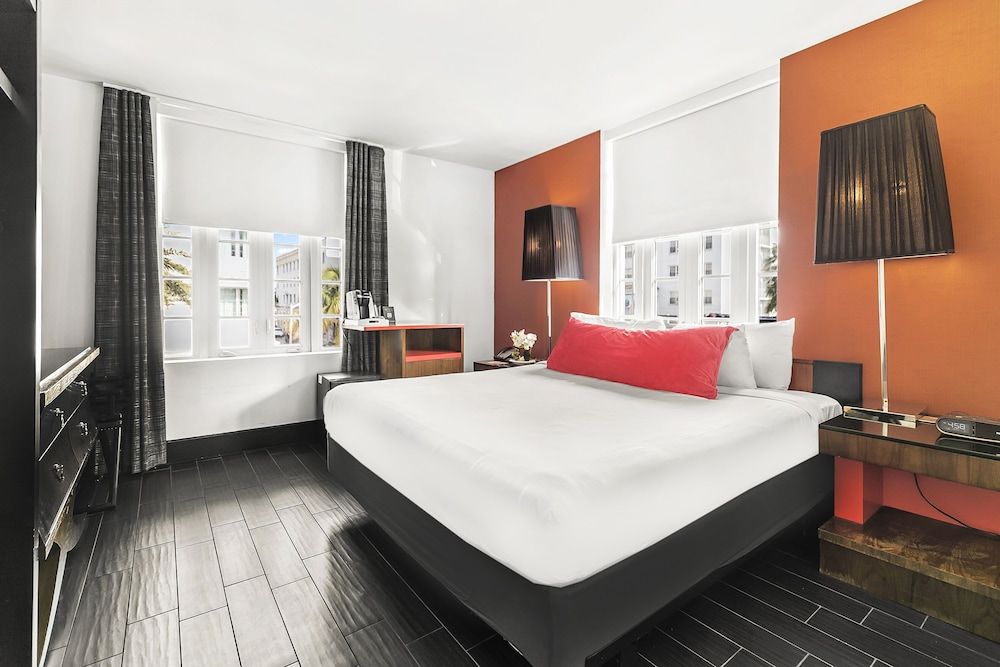 The Fairwind Hotel Superior Room, 1 King Bed 4