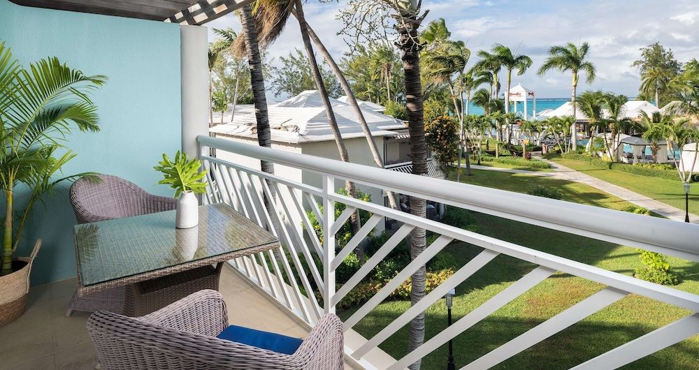 Luxury Suite, 1 Bedroom (Seaside  Concierge Suite)