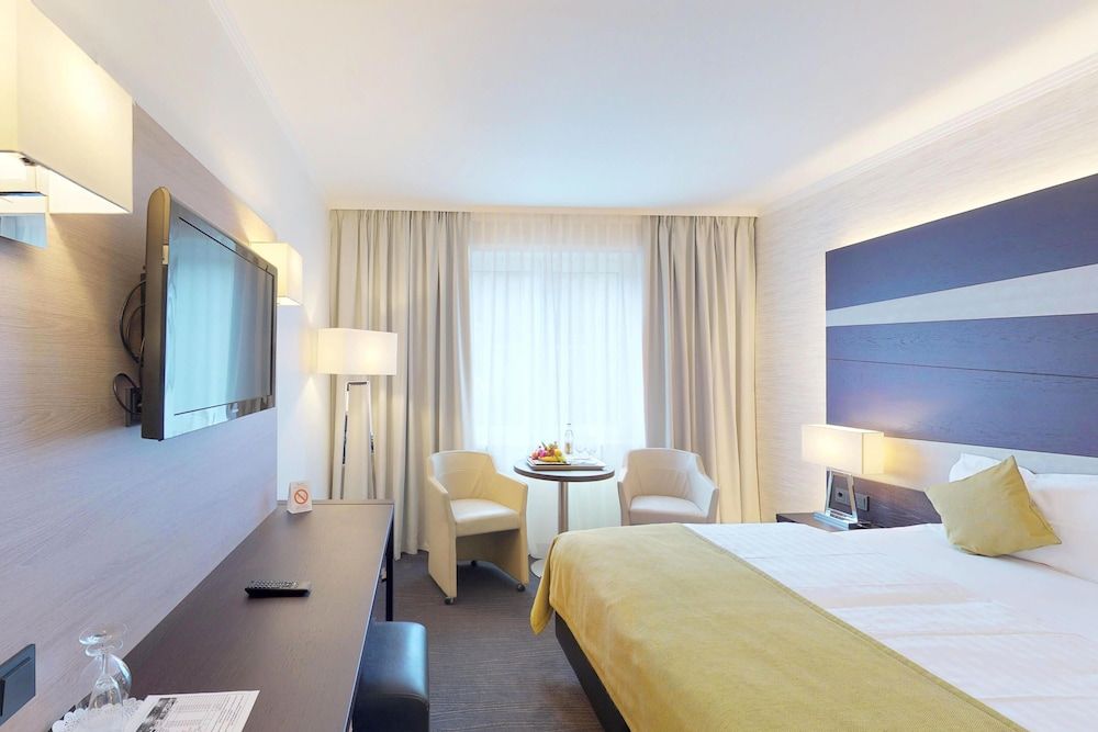 Parc Hotel Alvisse Comfort Double or Twin Room 2