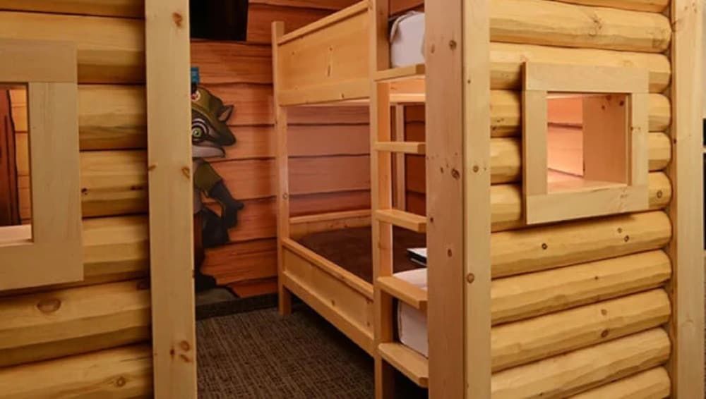 Great Wolf Lodge Colorado Springs Kid Cabin Suite - Water Park Included 2
